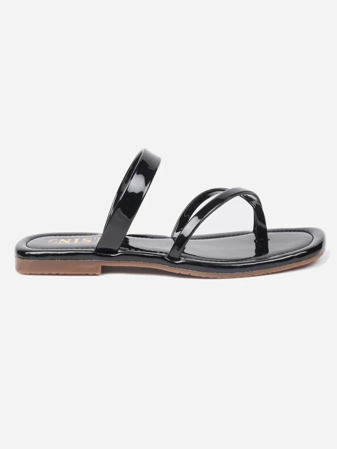 GNIST GNIST Plain Cross Toe Strappy Flat Sandals
