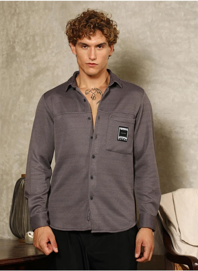 كامبوس سوترا Campus Sutra Men's Charcoal Grey Ribbed-Knit Utility Shirt For Casual Wear | Spread Collar | Long Cuffed Sleeves | Button Closure | Shirt Crafted With Comfort Fit For Everyday Wear