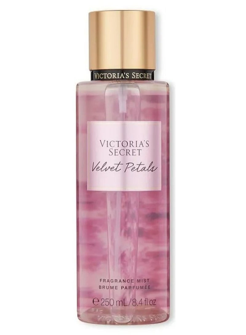 Victoria's Secret Secret Velvet Petals Body Mist 250ml - Image 1