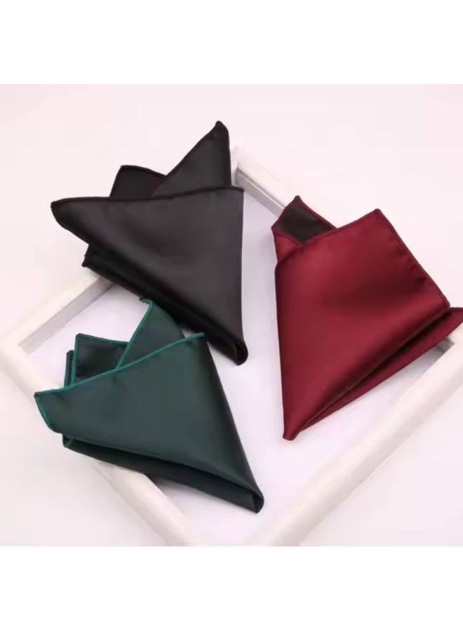 زوفيرنو كلاسيكو مناديل جيب رجالية سادة من زوفرنو كلاسيكو – عبوة ٣ قطع – مقاس ٢٣×٢٣ سم بلمسة حريرية – لإطلالات رسمية وكاجوال مع علبة هدية (أسود/أخضر/خمري) - Image 3