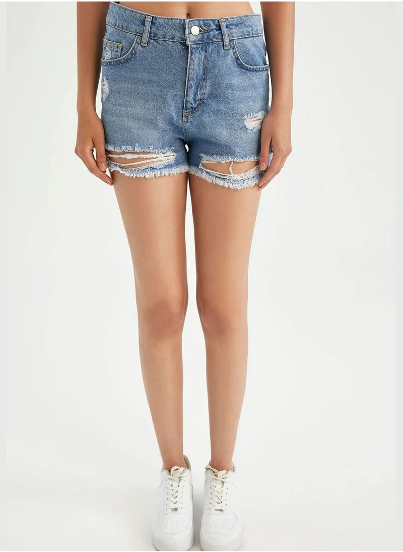 ديفاكتو Woman Denim Short
