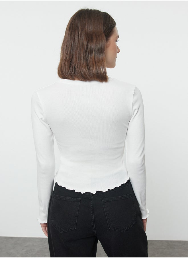 trendyol - Ecru Fitted Crop Ribbed Stretchy Knitted Blouse TWOAW25BZ00167 - Image 1