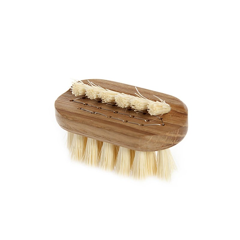 Iris HantverkLovisa Oak and Tampico Mini Nail Brush