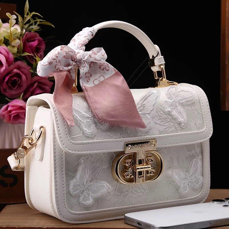 High-End Embroidered Lace Butterfly Handheld Small Square Bag Fashion Lock Single Shoulder Crossbody Small Bag - Image 4