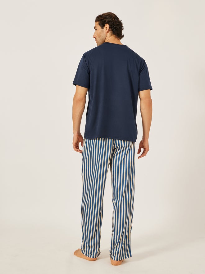 Styli Minimal Printed T-Shirt and Striped Badge Detail Pyjama Set - Image 5
