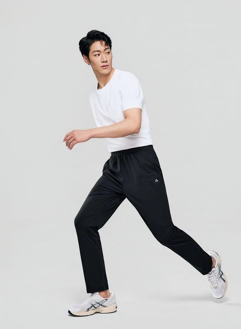 GIORDANO Men Slim Taper Quick Dry G-Motion Joggers
