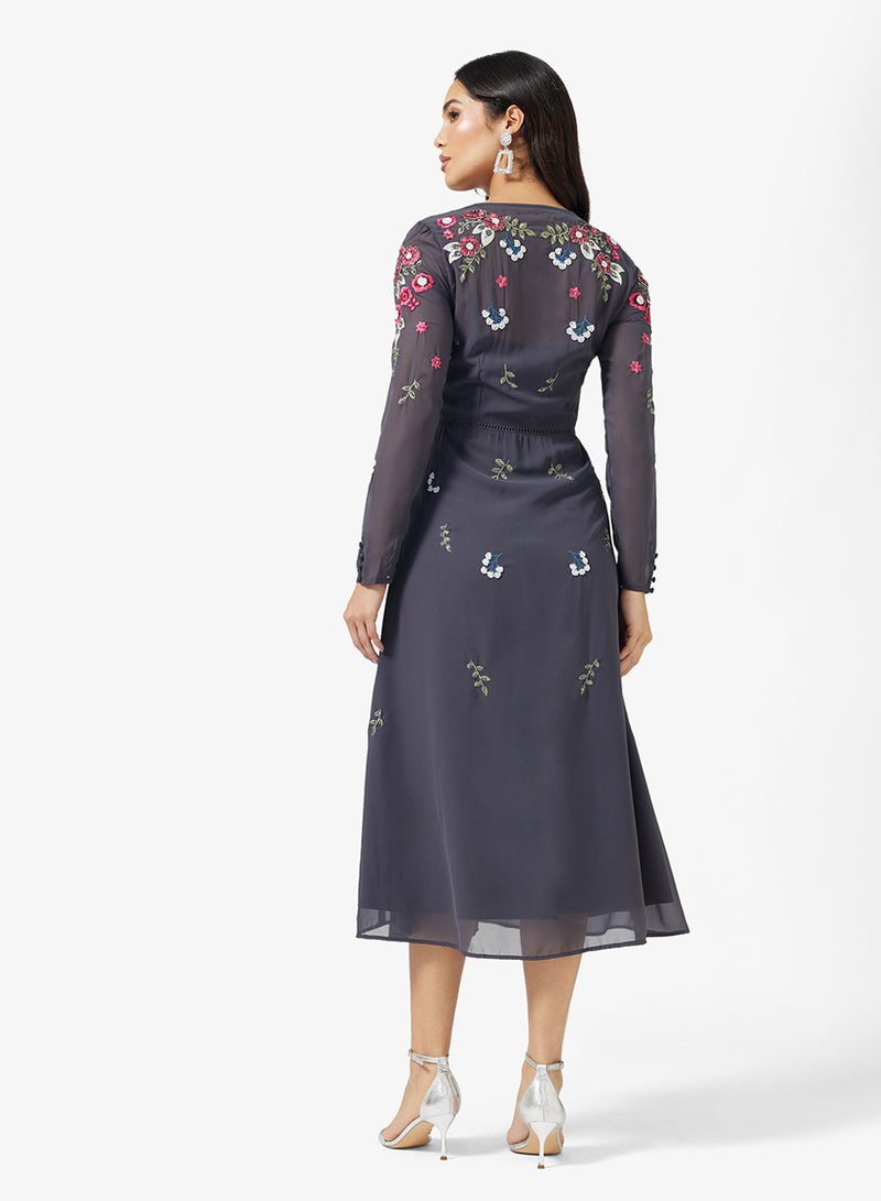 Hope & Ivy Long Sleeve Embellished V-Neck Midi Dress - Image 2