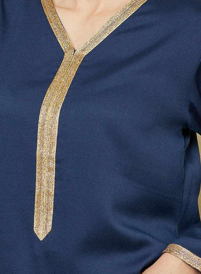 ستايلي Texture V-Neck A-Line Jalabiya with Lace Detail