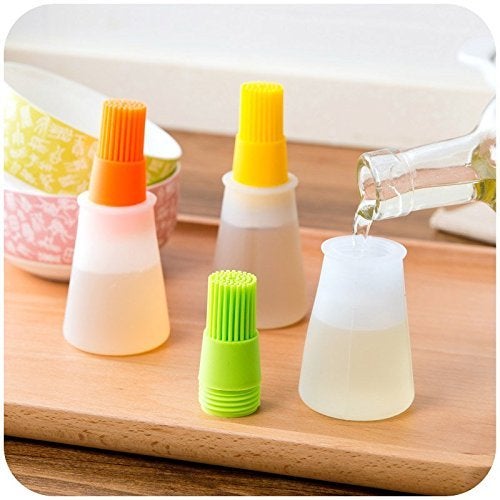 Perfect Pricee Silicone Cooking Oil Bottle with Basting Brush - Image 1