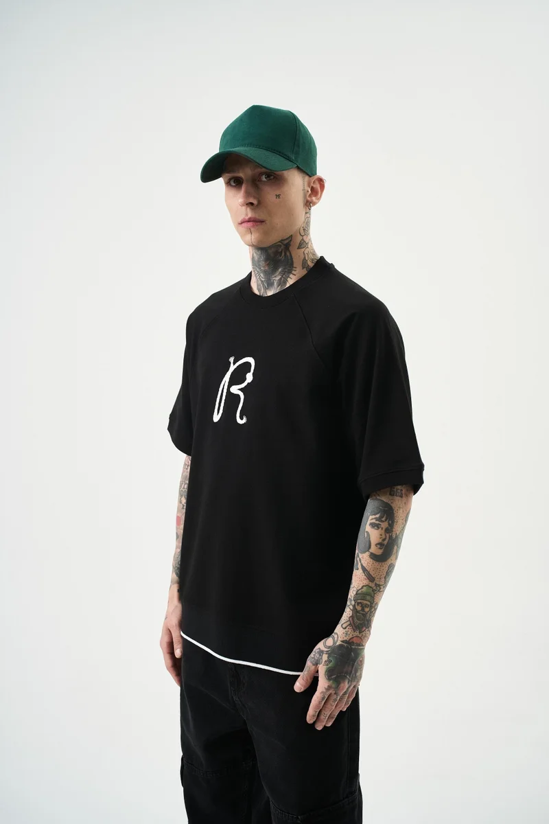 RESPIRE Men's R Embroidered Oversize T-Shirt, Black