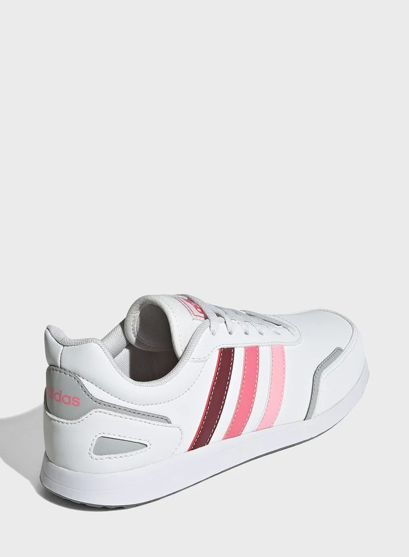 adidas حذاء سويتش للاطفال