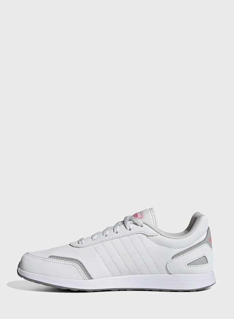 adidas حذاء سويتش للاطفال