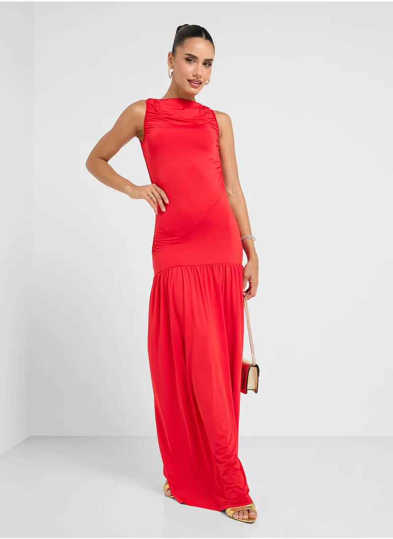 جينجر Ruched Drop Waist Pleated Dress