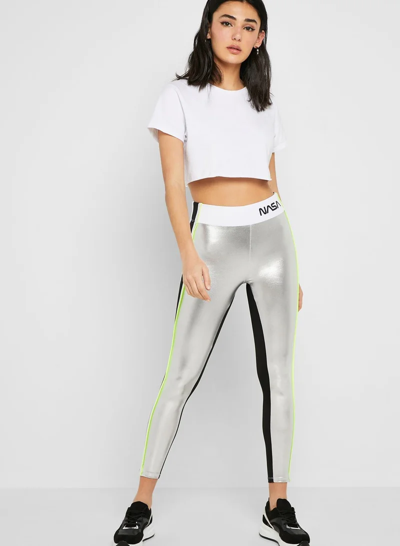 FOREVER 21 Side Striped Metallic Leggings