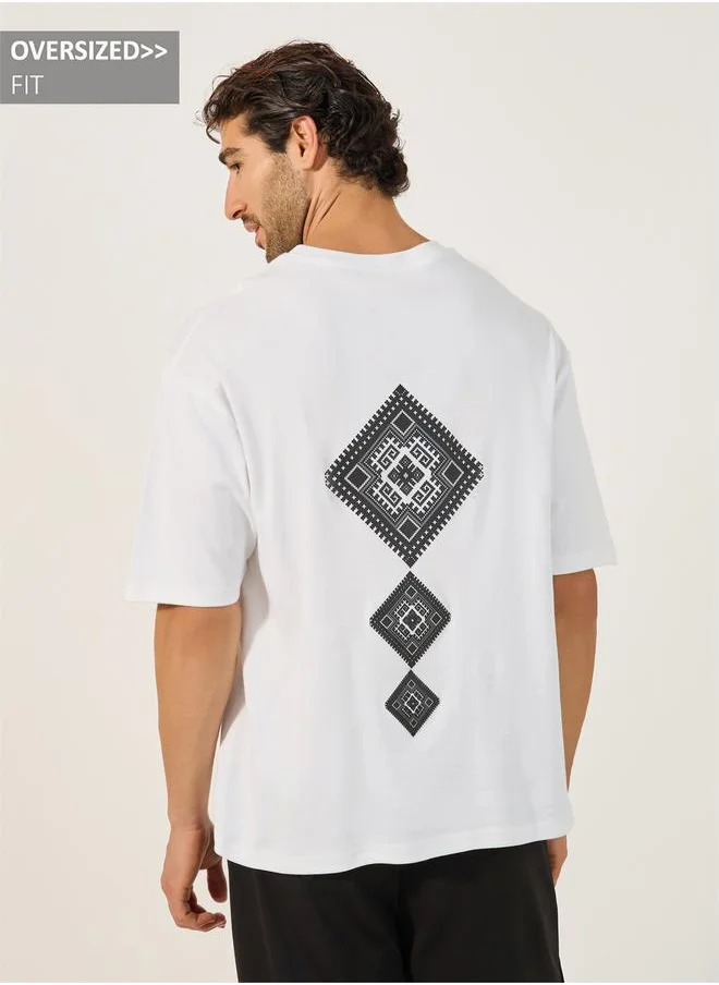 Styli Graphic Print Short Sleeves Oversized T-Shirt