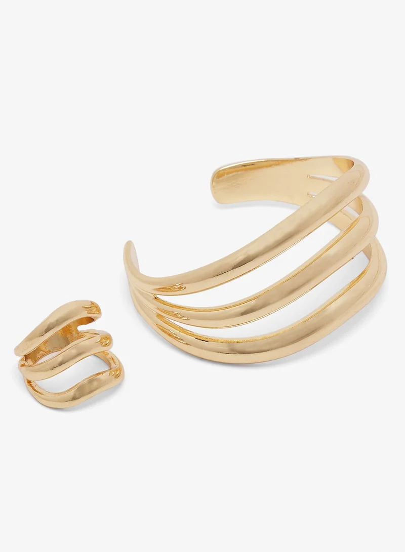 ELLA Golden Metal Cuff