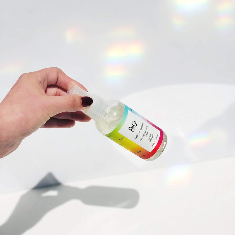 R+Co Mood Swing Straightening Spray 124 ml 4.2 oz - Image 2