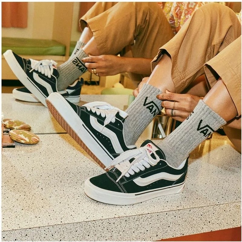 VANS حذاء كنو سكول رياضي للجنسين  - Image 4