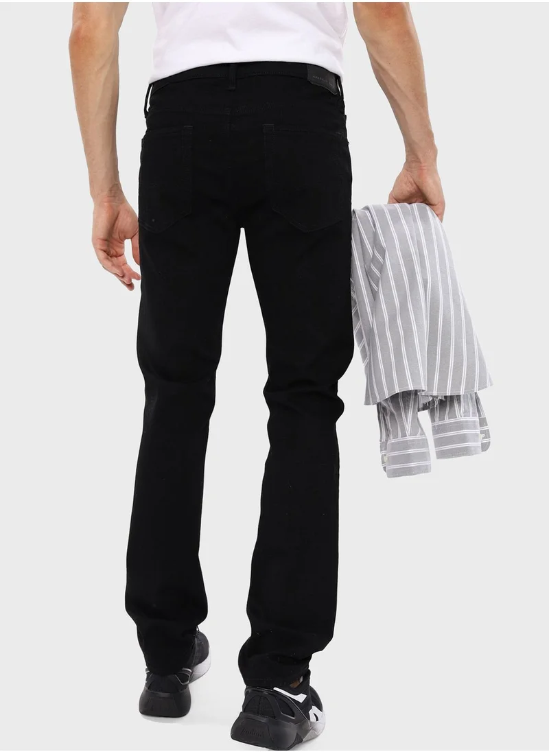 American Eagle Slim Fit Rinse Wash Jeans
