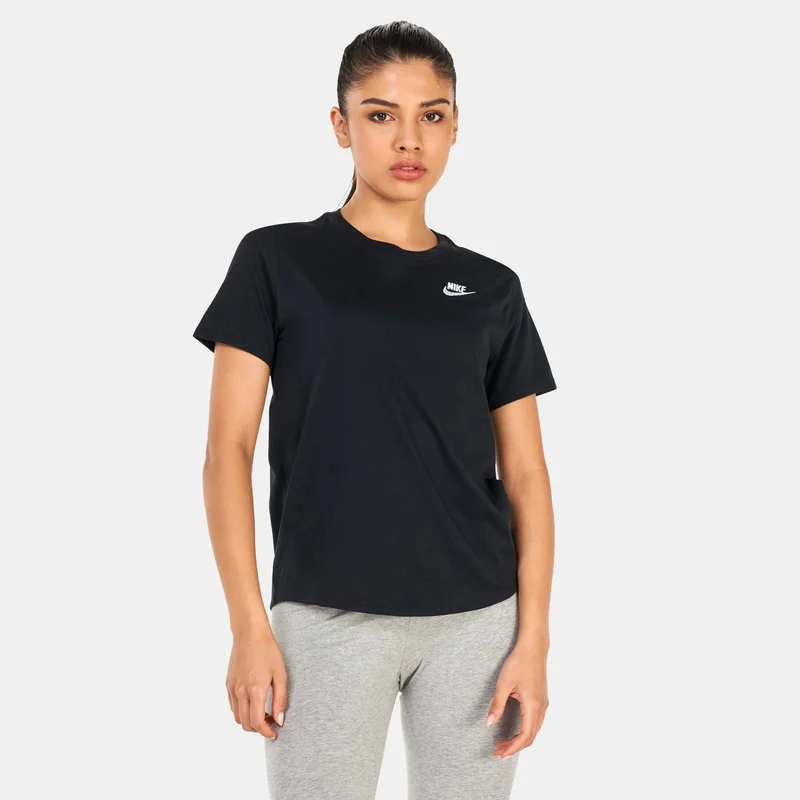 Nike Women's Sportswear Club T-Shirt
