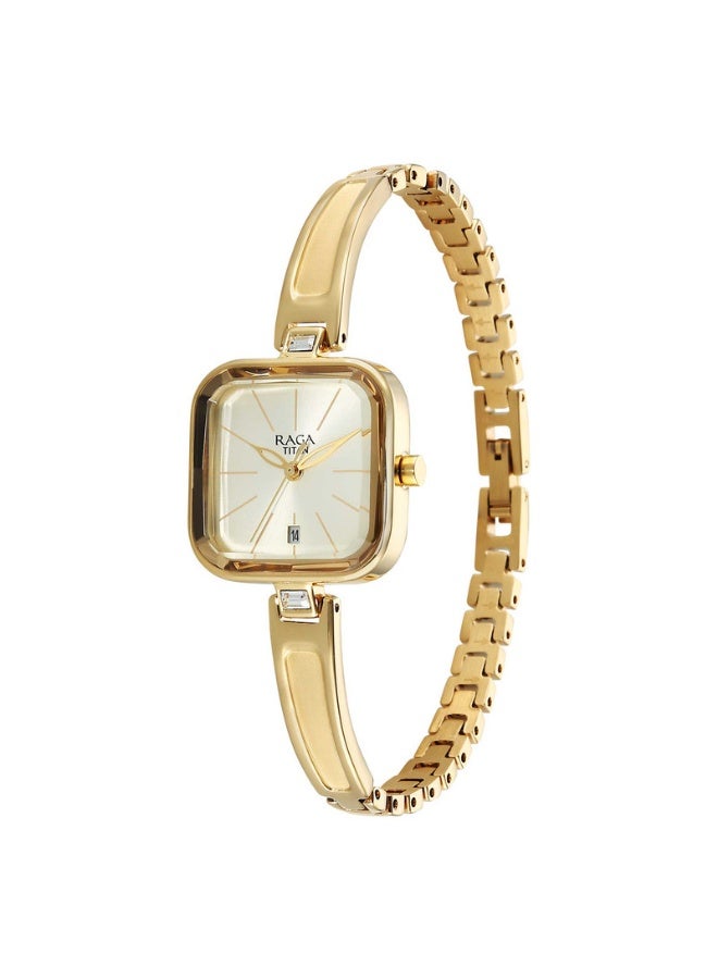 TITAN Raga Viva Women's Watch 2607YM01 – Champagne Dial, Gold-Tone Metal Strap - Image 3