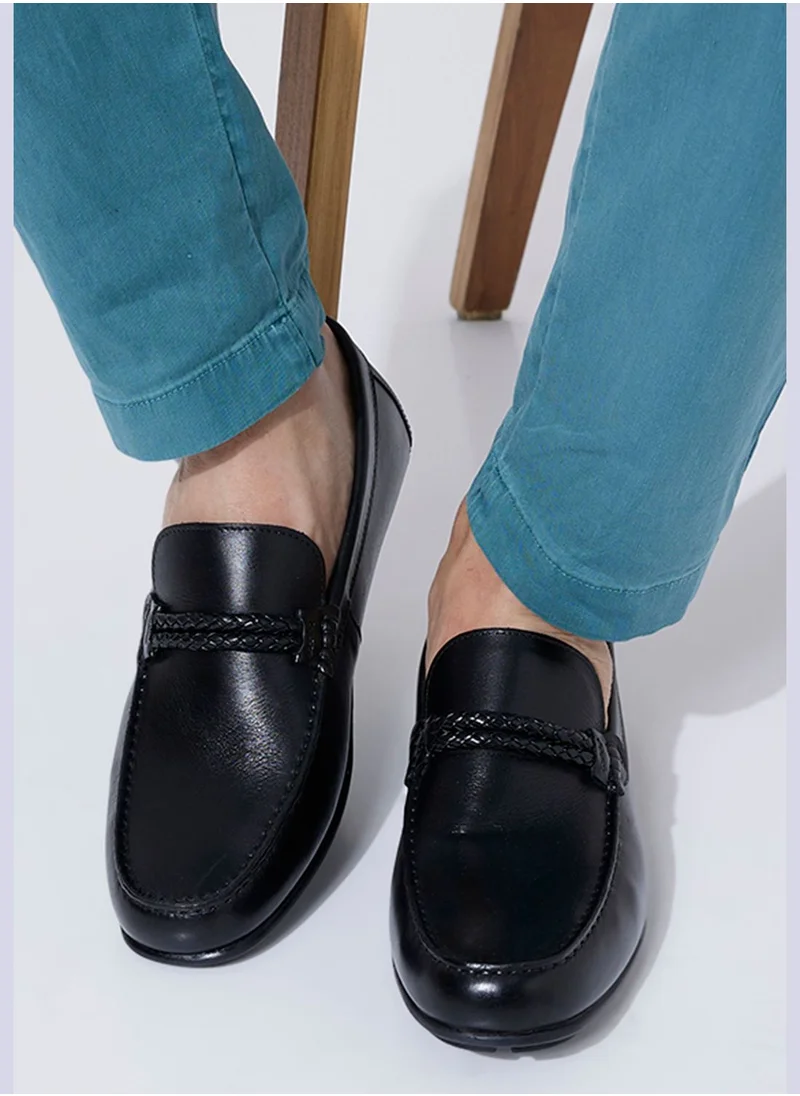 سي سي سي Leather Slip On Loafer