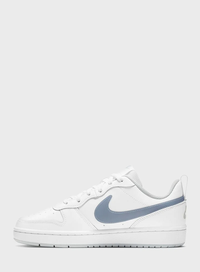 Nike Youth Court Borough Low 2
