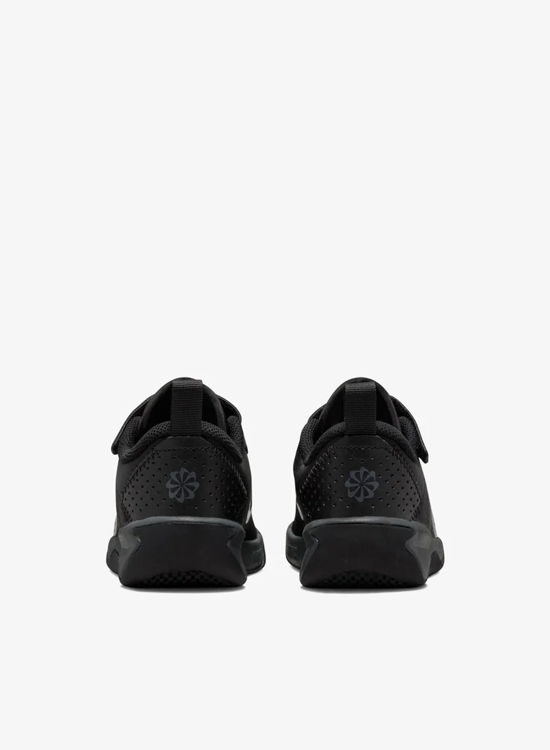 نايكي أحذية أومني متعددة الملاعب للأطفال