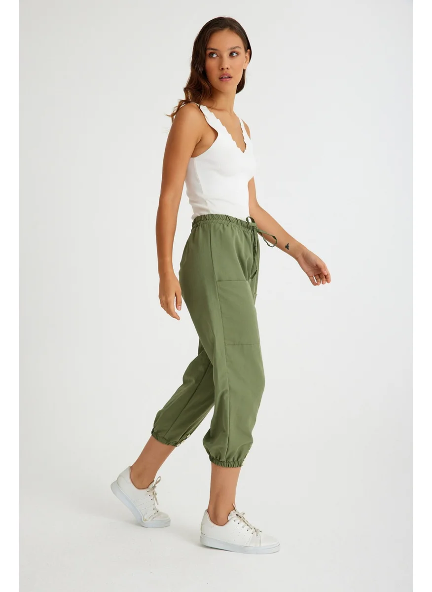 Barbora Linen Casual Trousers with Elastic Waistband and Lace-Up LN15HAKI2