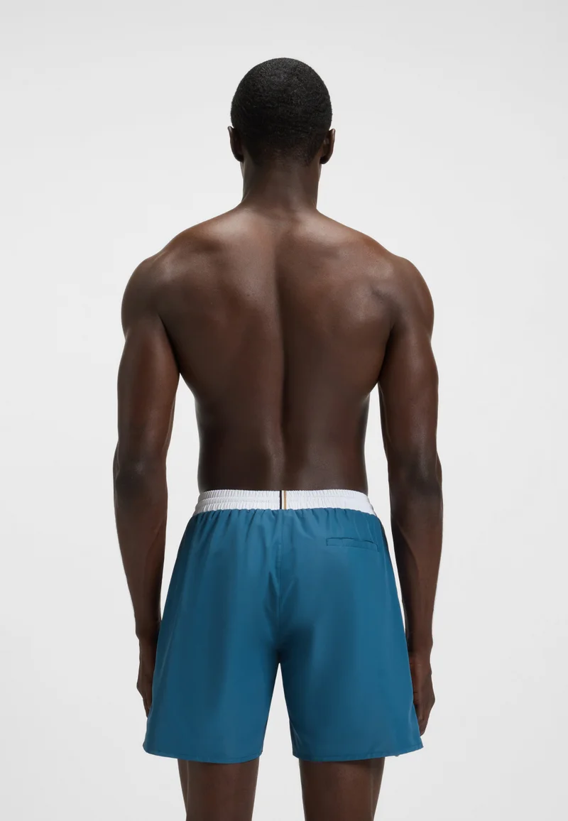بوس Quick-drying swim shorts with contrast details