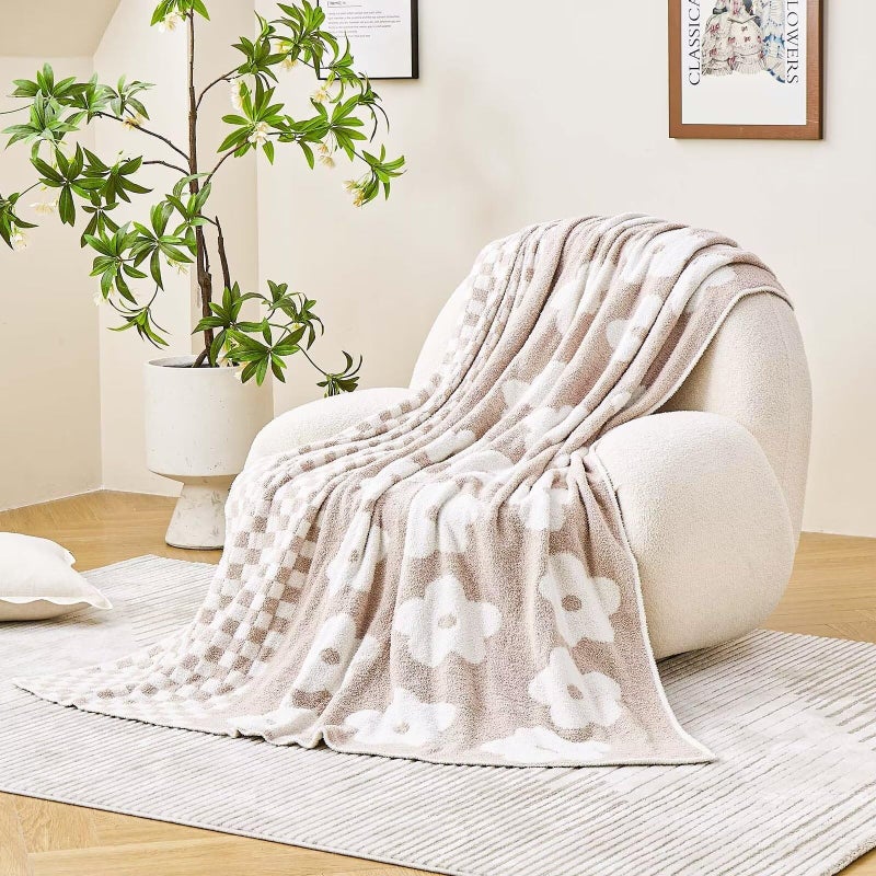 XIBLC Checkered Throw Blanket Beige Super Soft Knit Breathable Throw Blanket Cozy Fluffy Reversible Checkerboard Flower Fuzzy Blanket for Couch Sofa Bed Living Room Decor 50 x 60 Inch