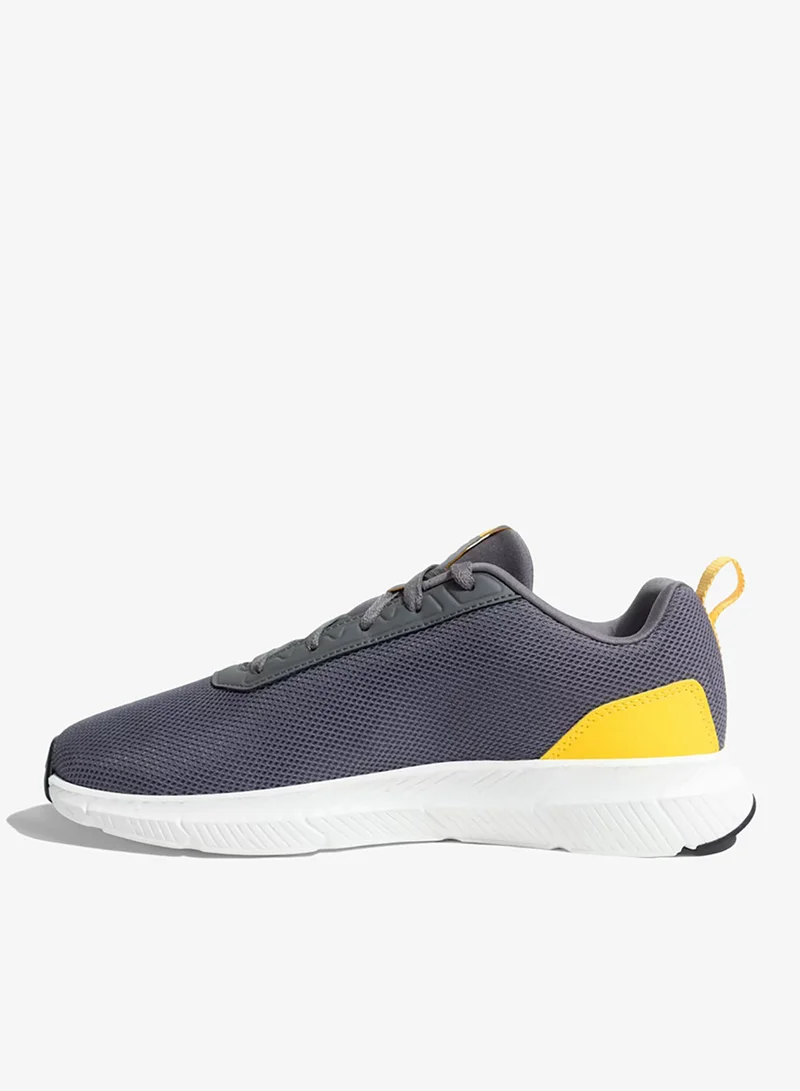 adidas أحذية جري ذكية