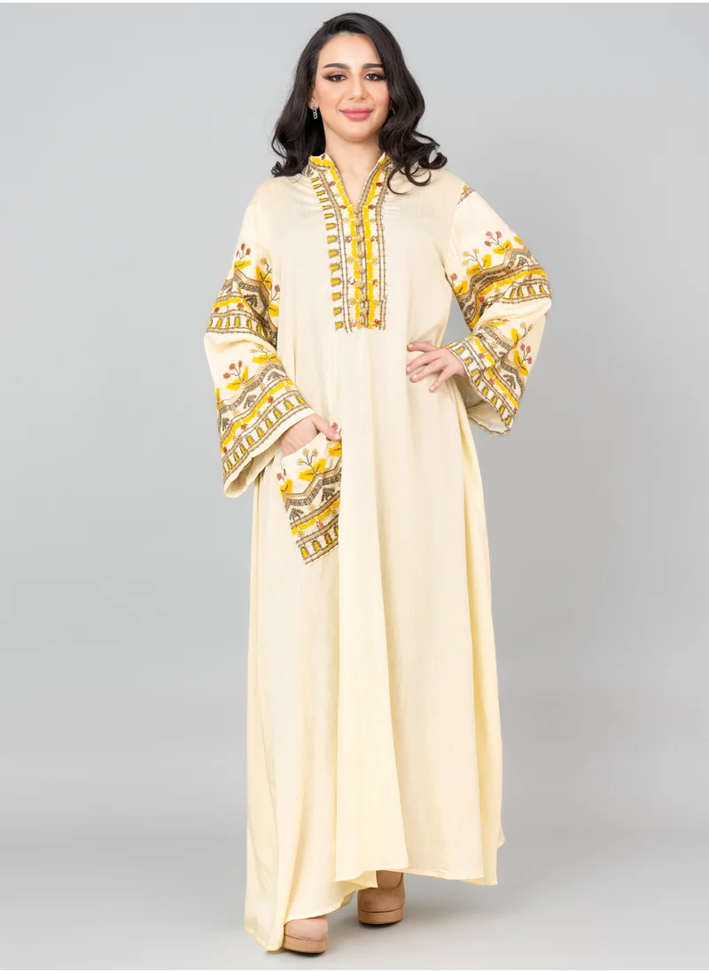 اكسا جلابية سادة مع تطريز وجيوب OMN06 بيج