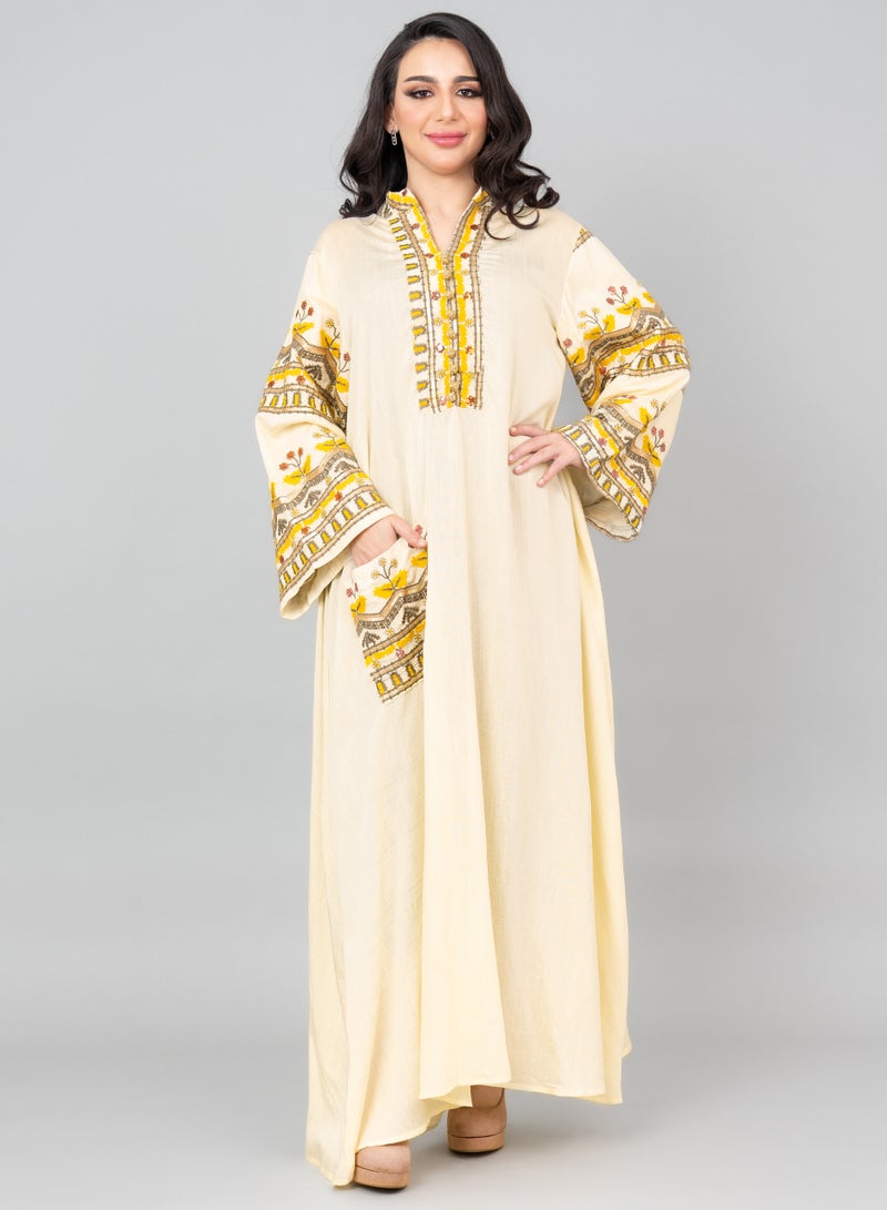 اكسا جلابية مطرزة سادة بجيوب  بيج - Image 1