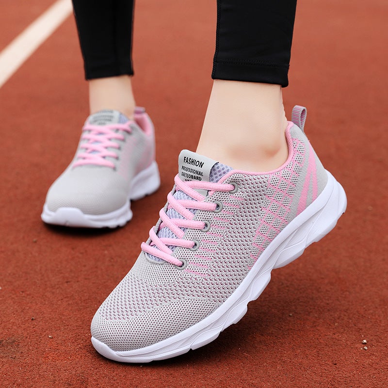 Spring 2023 old Beijing cloth shoes women''s sports shoes new middle-aged and elderly walking shoes breathable soft-soled women''s shoes - Image 5