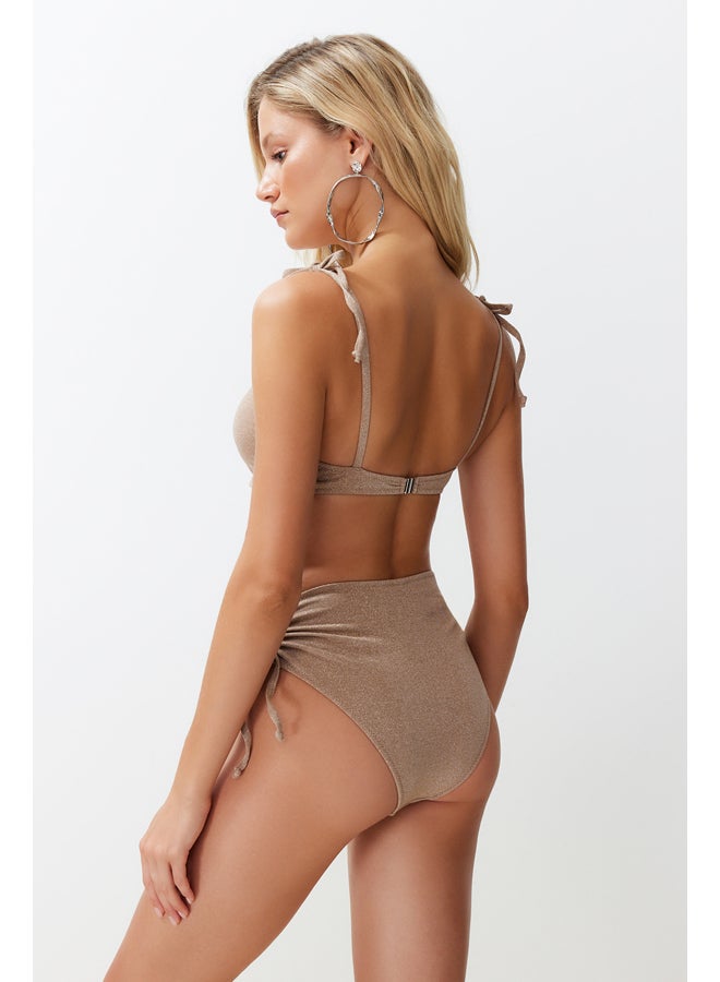 trendyol طقم بيكيني هيبستر فضي اللون برباط على شكل شرفة من المنك بخصر مرتفع TBESS24BT00136 - Image 5