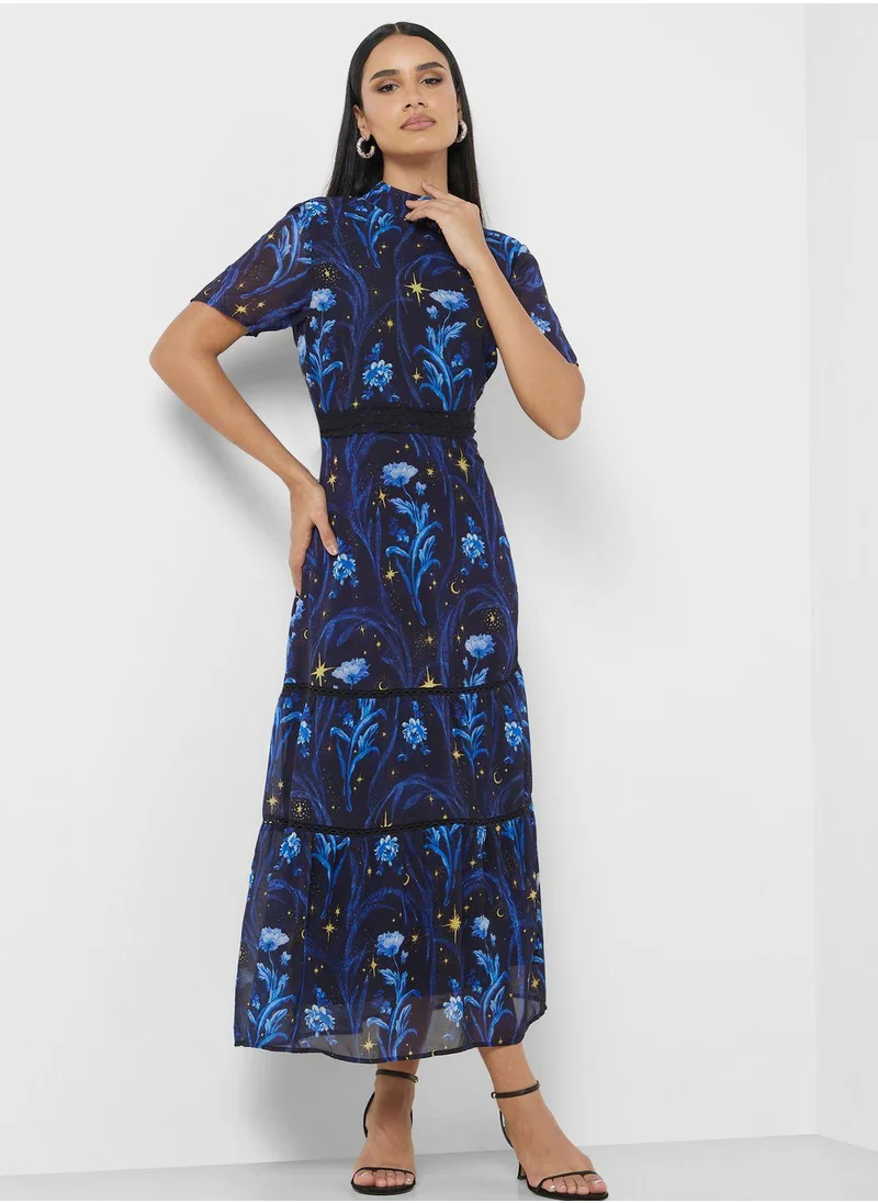 Hope & Ivy Open Back Pleated High Neck Dress