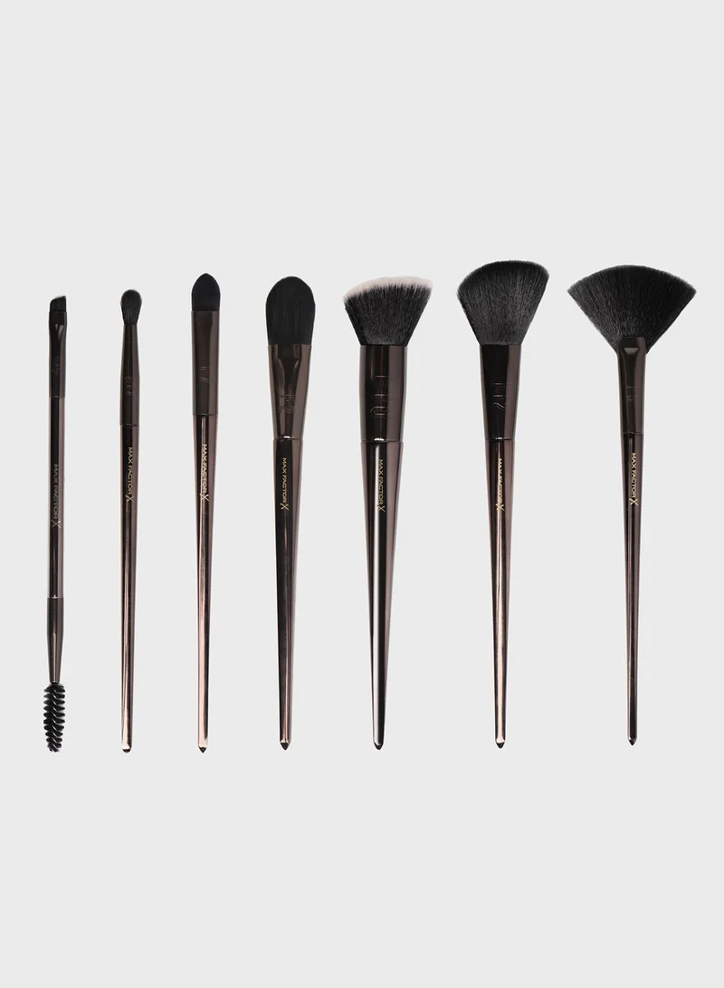 Max Factor Pro Powder & Blush Brush F12 by Mashael Ajeel