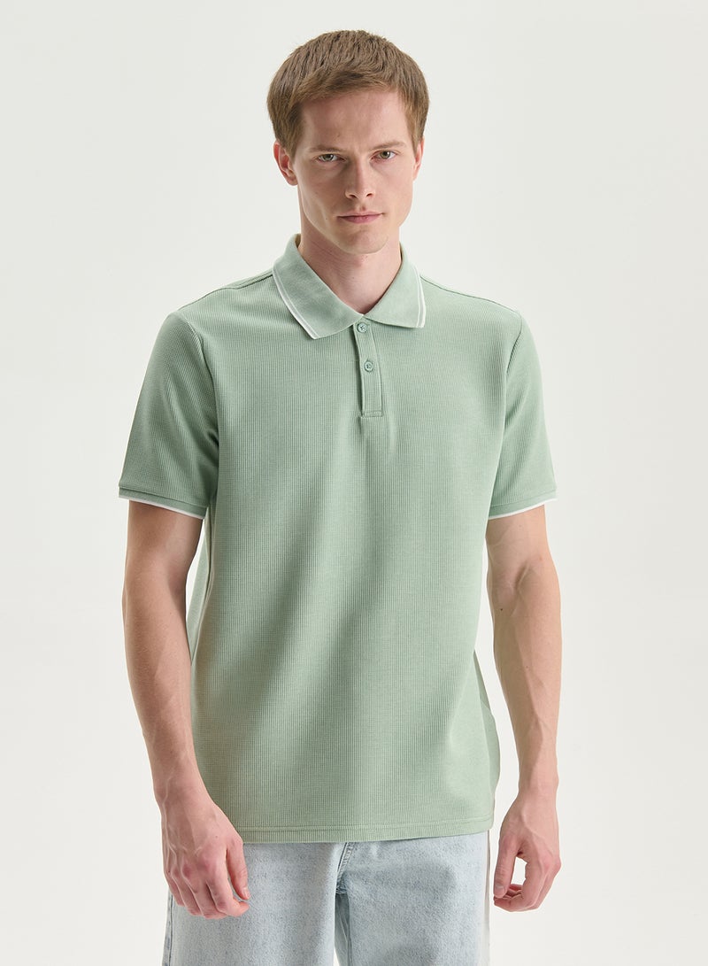 LC WAIKIKI Polo Neck Men's Textured T-Shirt - Image 1