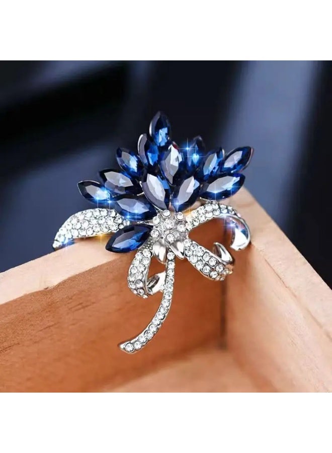 The Black Pearl Accessories Blue Zirconic Silver Brooch - Image 3