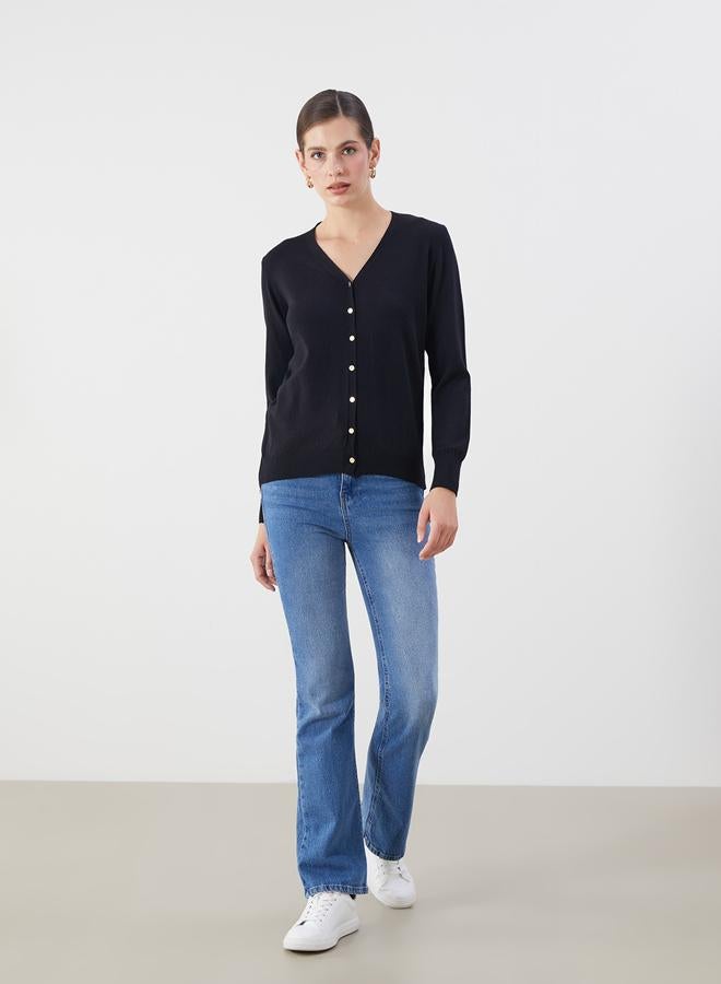 LC WAIKIKI V Neck Women's Knitwear Cardigan - Image 1