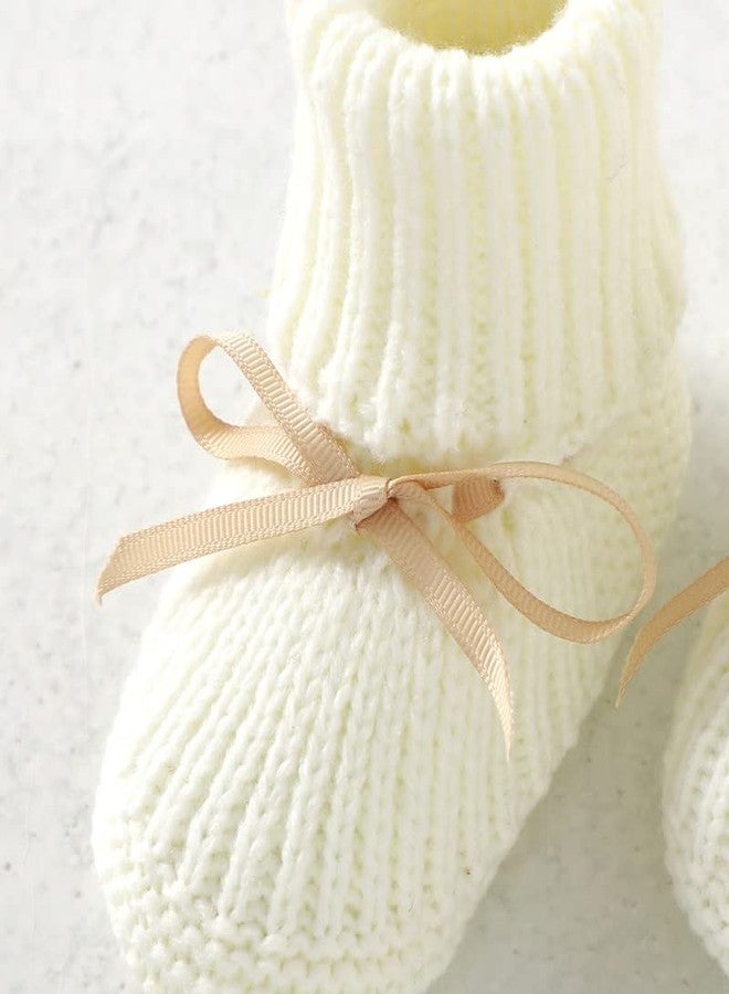 LAWKUL Newborn Baby Mittens Gloves & First Walking Booties Infants Knit Socks Winter Slippers Full Finger Glove 12-18M White - Image 4