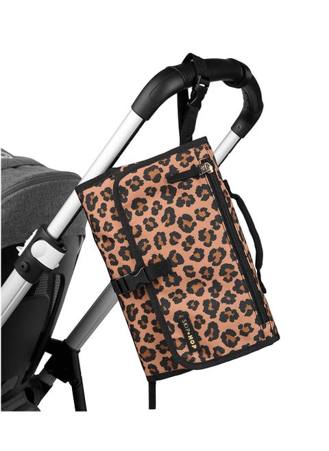 Skip Hop Pronto Changing Station Classic Leopard