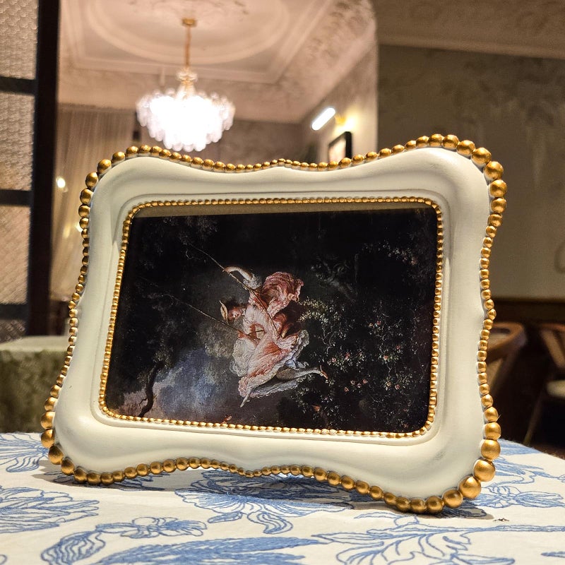 YULINK 4x6 Vintage Picture Frame, Antique White Ornate Photo Frame, for Tabletop and Wall Display, Decorative Retro Home Decor, Old Fashioned Photo Gallery Art - Image 3