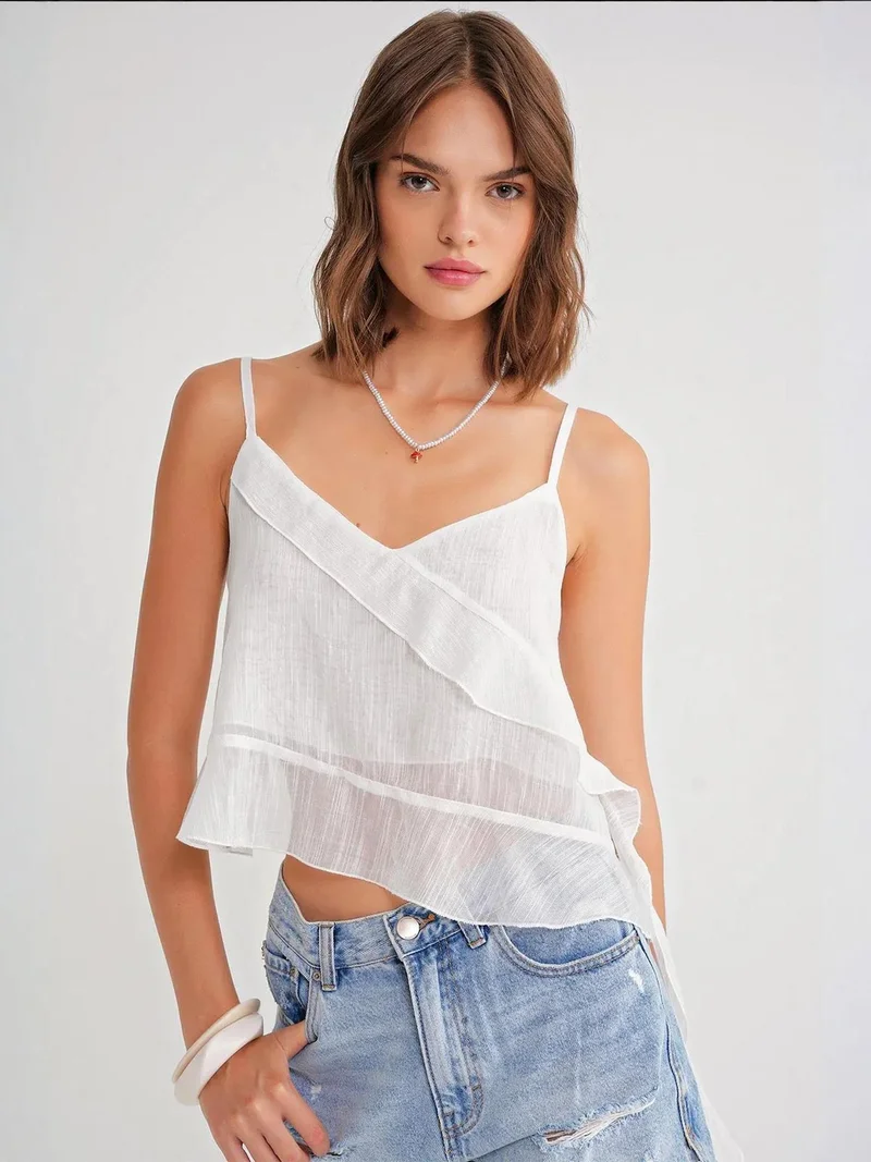 MixRay Mixray Frilly Textured V-Neck Crop Top