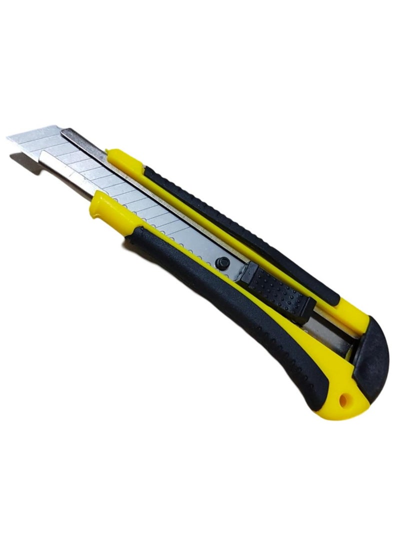 Scalpel with a non-slip handle and 4 extra blades - Image 2