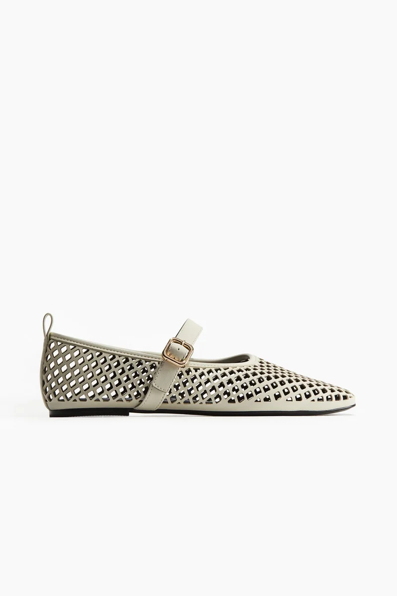 اتش اند ام Perforated Mary Jane ballet pumps