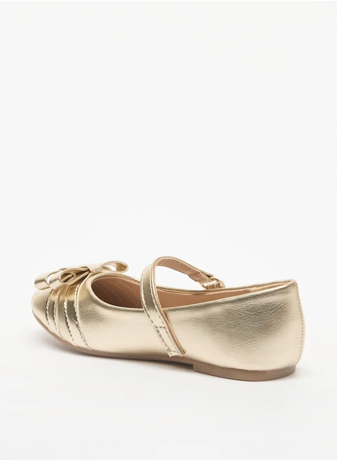 فلورا بيلا من شو إكسبرس Girls Casual Hook & Loop Round Toe Ballerinas