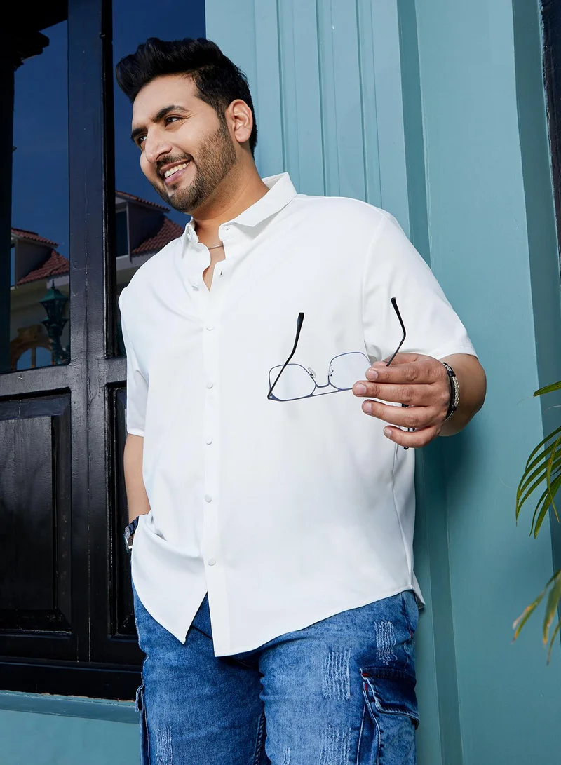 انستافاب بلس قميص رجالي أبيض مقاس بلس شبكي بدون خياطة بياقة عادية وأكمام قصيرة مريحة للارتداء اليومي