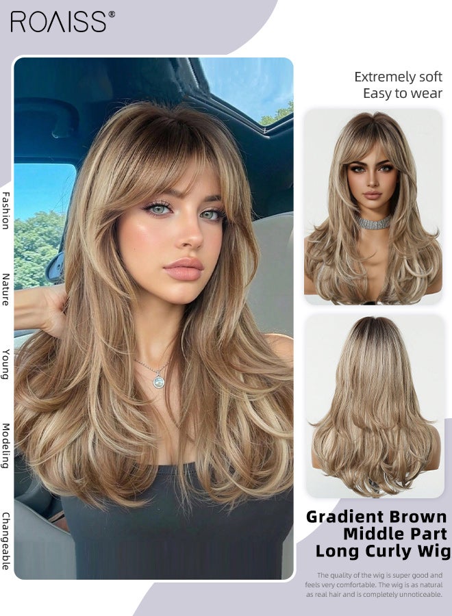 رويس شعر مستعار بني متدرج مجعد مع غرة في المنتصف للنساء، شعر مستعار صناعي ناعم ورقيق ومقاوم للحرارة، مناسب لحفلات الزفاف والتنكر والاستخدام اليومي، مظهر طبيعي، طوله 55.88 سم (22 بوصة). - Image 1